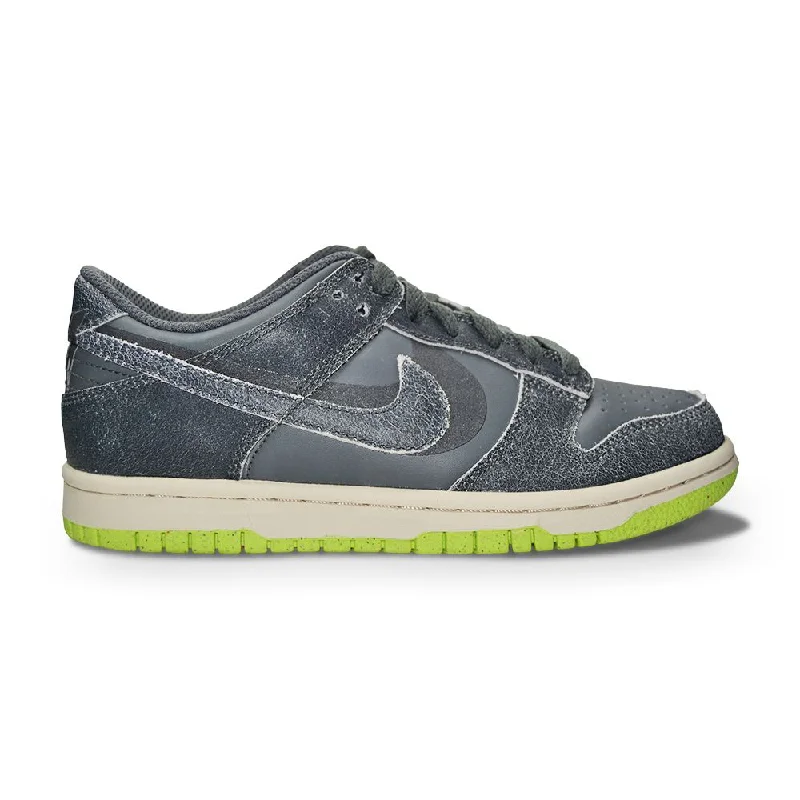 Juniors Nike Dunk Low SE "Halloween" (GS) DQ6215 001 Iron Grey Ghost Green