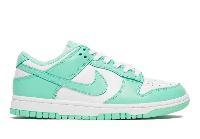 NIKE DUNK LOW GREEN GLOW (W)