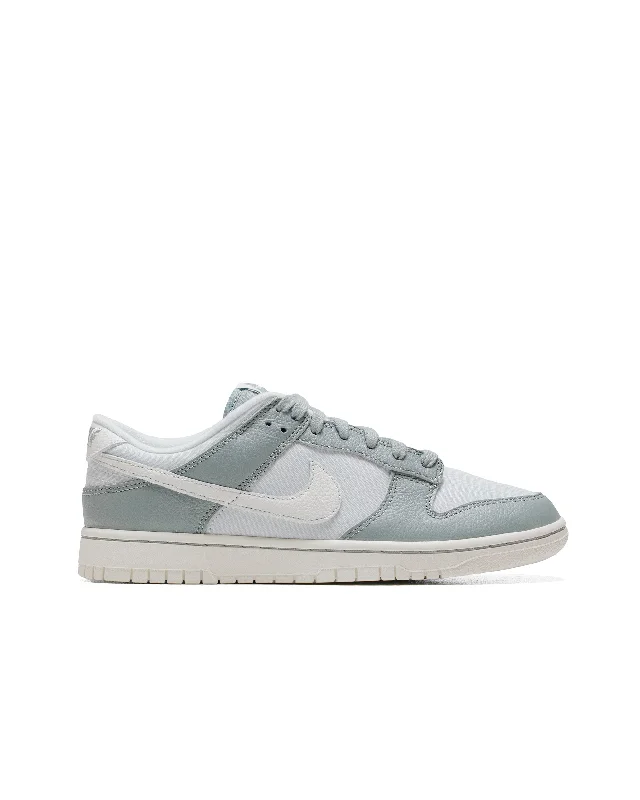 Nike Dunk Low Retro PRM Mica Green/Sail