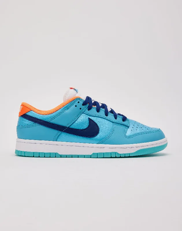 Nike Dunk Low SE