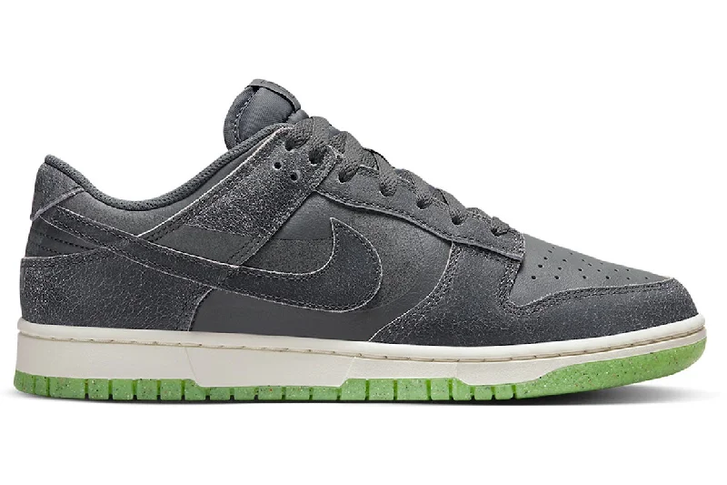 NIKE DUNK LOW RETRO PRM HALLOWEEN (2022)