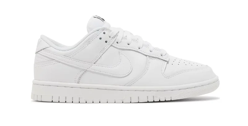 NIKE DUNK LOW TRIPLE WHITE