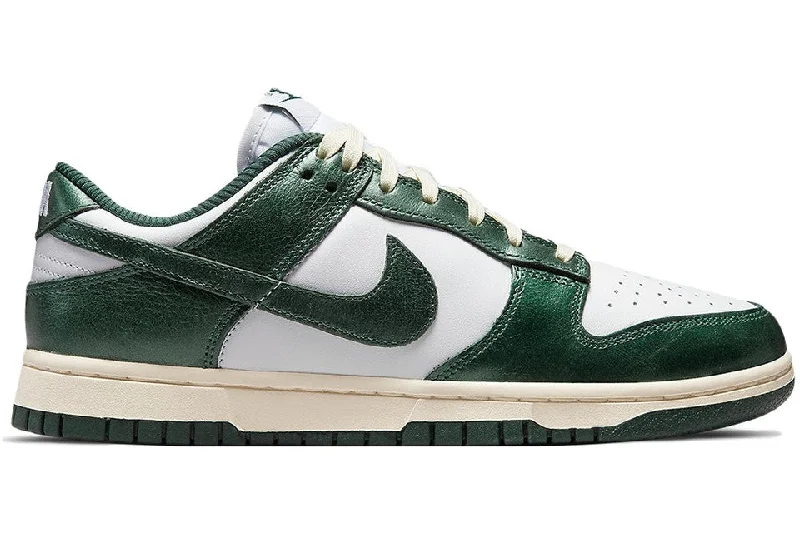 NIKE DUNK LOW VINTAGE GREEN (W)